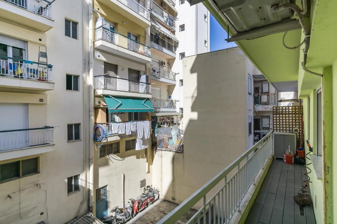 C.8 Indigo&Leon #Suite_In_City_Center Thessaloniki Greece